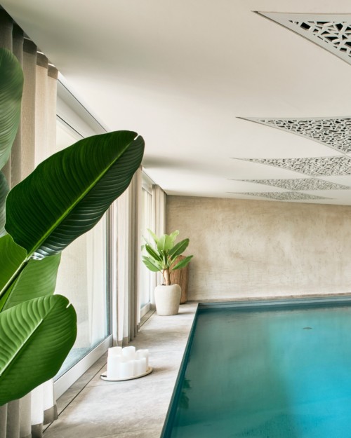 Gute Architektur wird nicht nur gesehen. Sie wird auch gehört. Gerade in Hotels oder Wellnessbereichen spielt die Raumak...